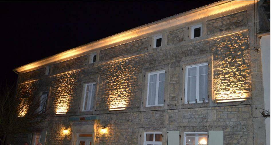 Auberge Du Noyer Londigny Exterior foto